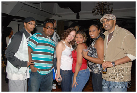 soca_under_de_mistletoe_dec5-004