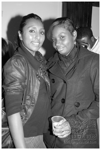 soca_under_de_mistletoe_dec5-012