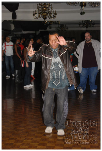 soca_under_de_mistletoe_dec5-020