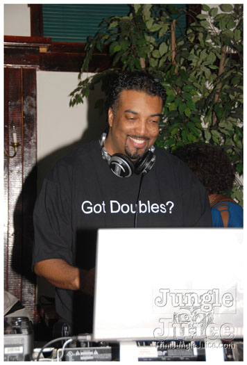 soca_under_de_mistletoe_dec5-028