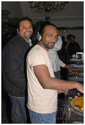 soca_under_de_mistletoe_dec5-035