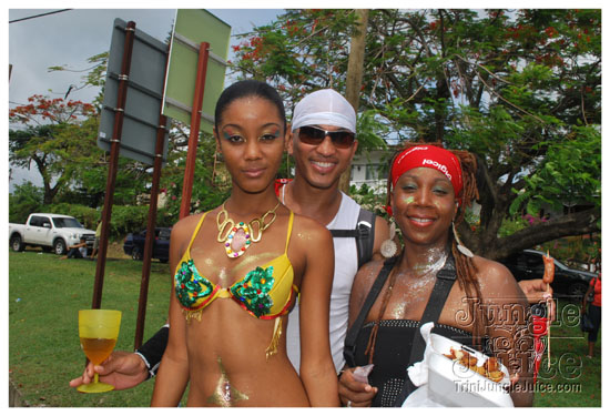 stlucia_carnival_tue_2009-011