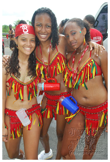 stlucia_carnival_tue_2009-012