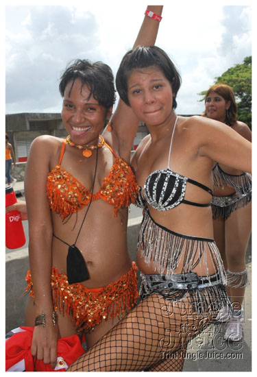 stlucia_carnival_tue_2009-015