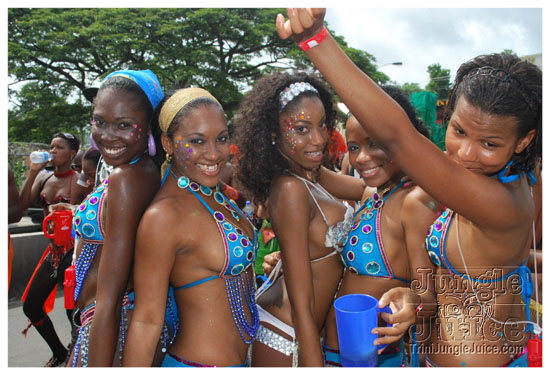 stlucia_carnival_tue_2009-025