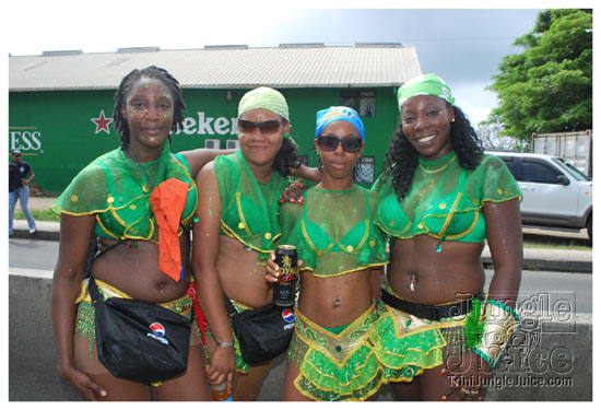 stlucia_carnival_tue_2009-034