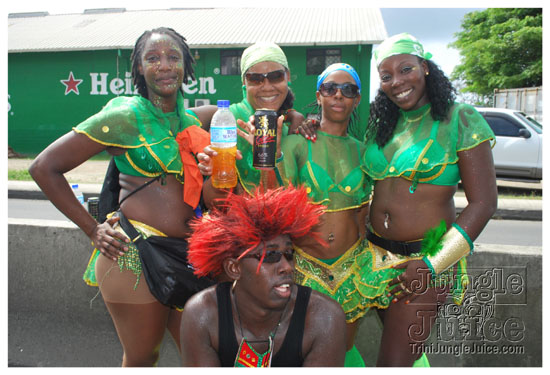 stlucia_carnival_tue_2009-036
