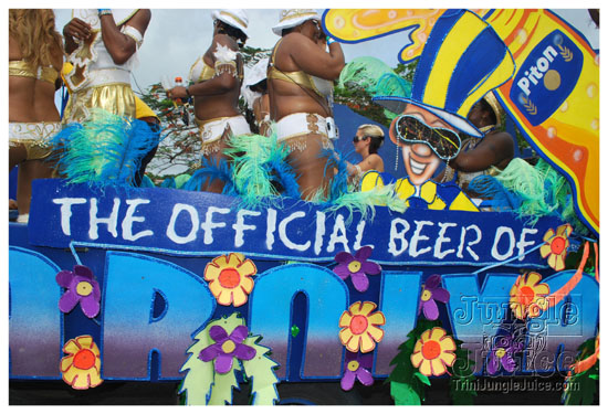 stlucia_carnival_tue_2009-060