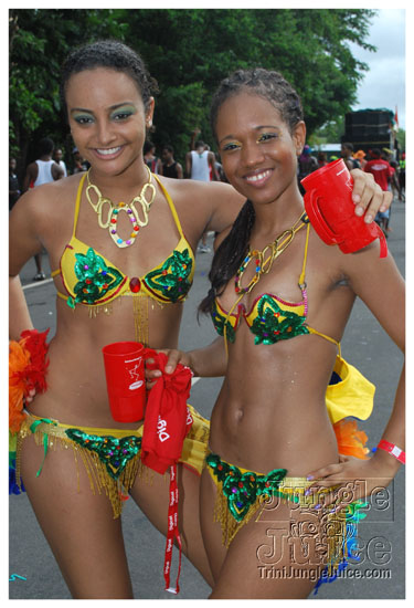 stlucia_carnival_tue_2009-080