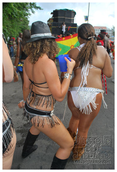 stlucia_carnival_tue_2009-081