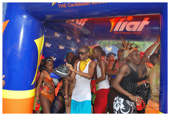 stlucia_carnival_tue_2009-082