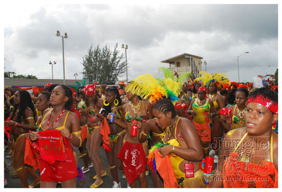 stlucia_carnival_tue_2009-084