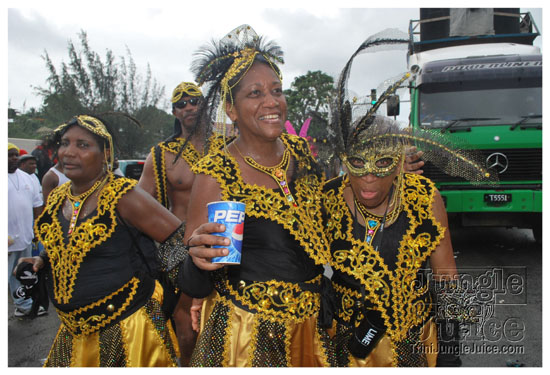 stlucia_carnival_tue_2009-098