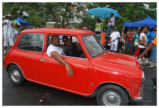 stlucia_carnival_tue_2009-102