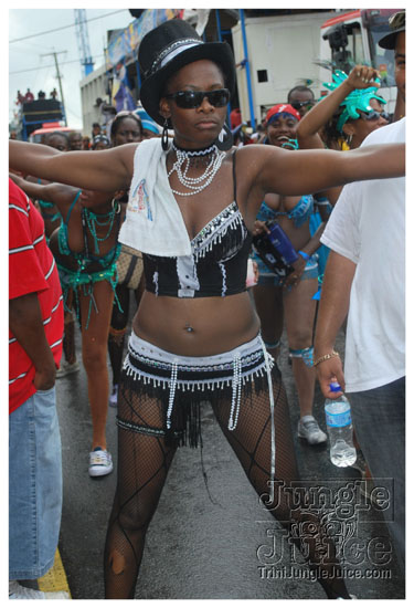 stlucia_carnival_tue_2009-106