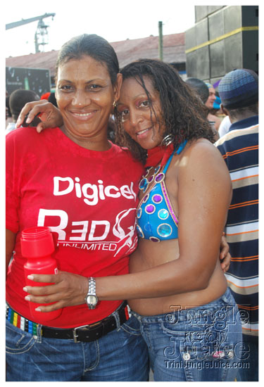 stlucia_carnival_tue_2009-152