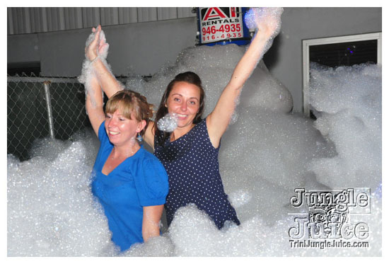 swankys_glow_foam_fete_apr30-023