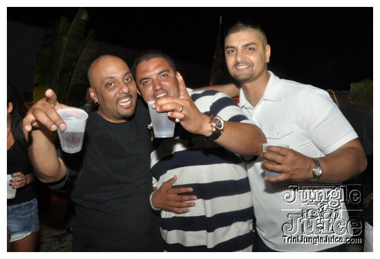 swankys_glow_foam_fete_apr30-066