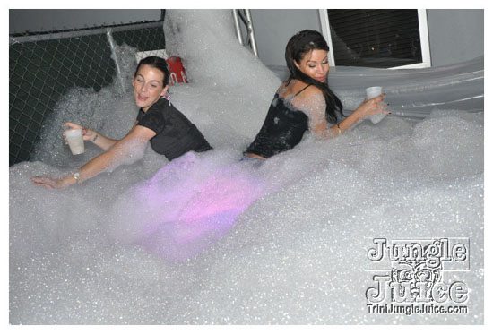 swankys_glow_foam_fete_apr30-121