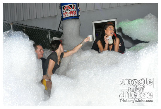 swankys_glow_foam_fete_apr30-125