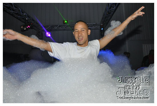 swankys_glow_foam_fete_apr30-141