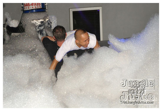 swankys_glow_foam_fete_apr30-142