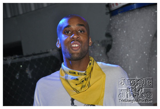 swankys_glow_foam_fete_apr30-160