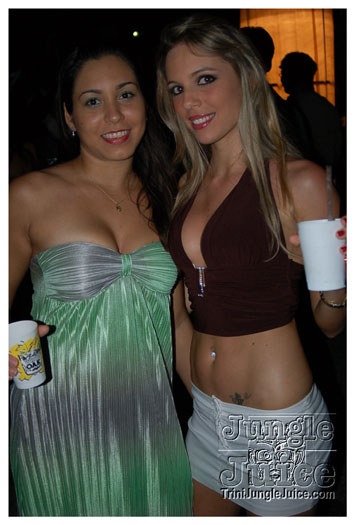 the_hills_2009_dec26-007