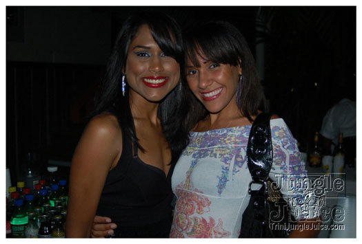 the_hills_2009_dec26-011