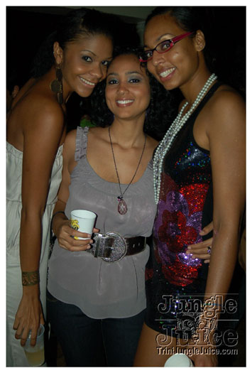 the_hills_2009_dec26-019