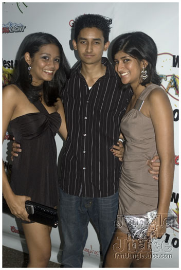 the_hills_2009_dec26-043