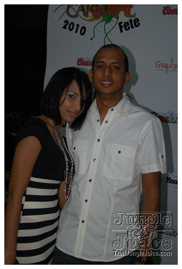 the_hills_2009_dec26-059