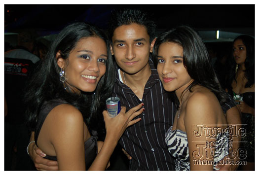 the_hills_2009_dec26-062