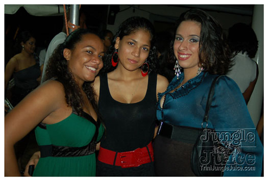 the_hills_2009_dec26-085