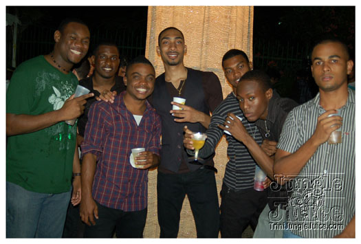 the_hills_2009_dec26-090