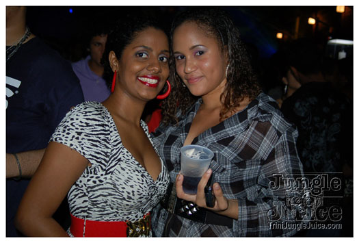 the_hills_2009_dec26-097