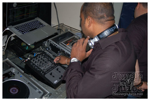 the_hills_2009_dec26-105