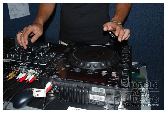 the_shade_weekend_2k9-003