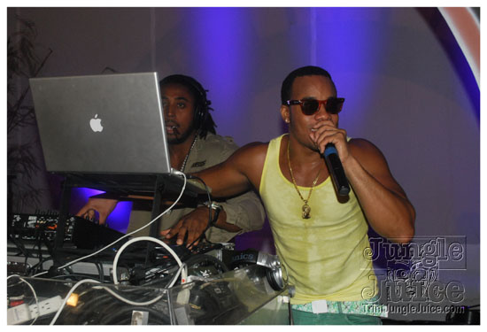 tribe_2010_launch_jul25_pt2-187