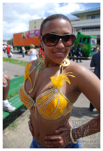 tribe_mon_2009_pt1-010