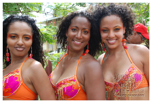 tribe_mon_2009_pt1-012