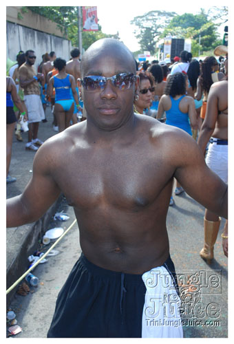 tribe_mon_2009_pt1-092