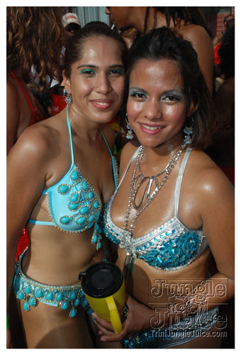 tribe_mon_2009_pt1-130