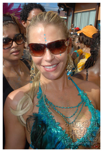 tribe_mon_2009_pt1-133