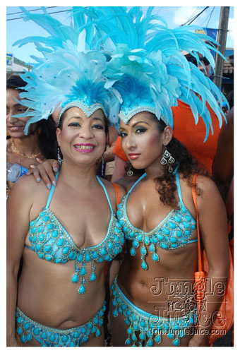 tribe_mon_2009_pt1-142