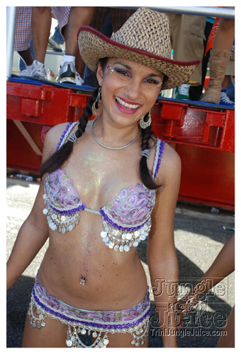 tribe_mon_2009_pt1-205