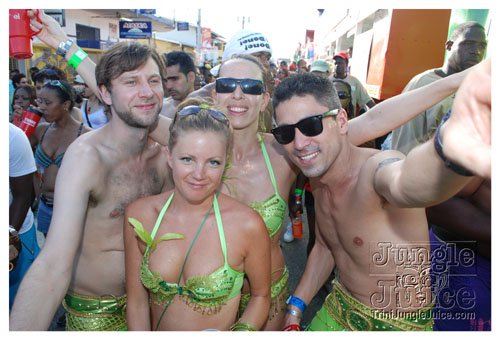 tribe_mon_2009_pt1-226