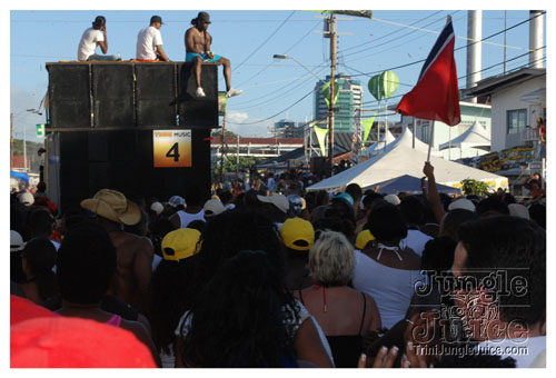 tribe_mon_2009_pt1-273