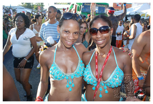 tribe_mon_2009_pt1-282