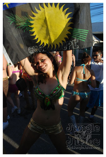 tribe_mon_2009_pt1-302